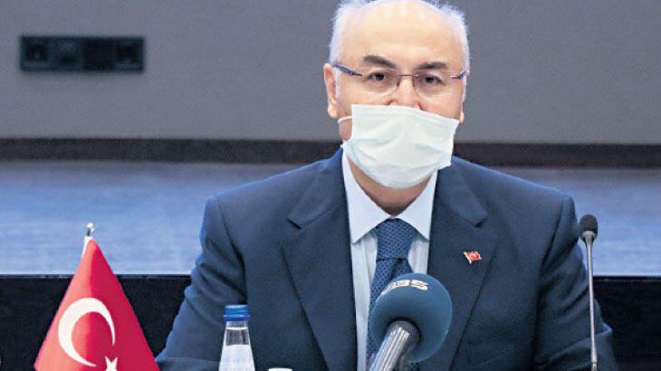 İzmir Valisi Köşger'in koronavirüs tedavisi sona erdi