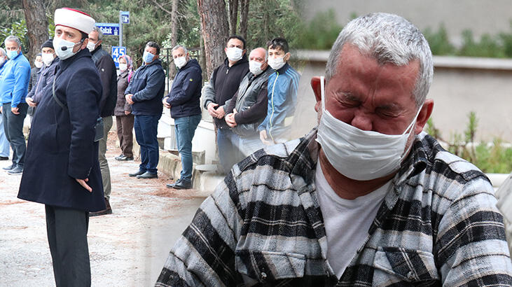 İzmir'de sele kapılarak ölen 2 kişinin cenazesi defnedildi