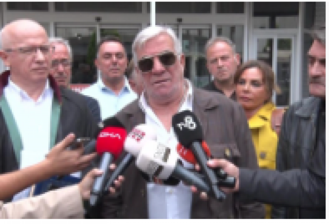 Kadir İnanır’ın vasiyetname açılma davası ertelendi