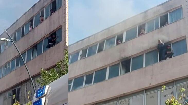 Kağıthane’de can pazarı! 20 kişi mahsur kaldı