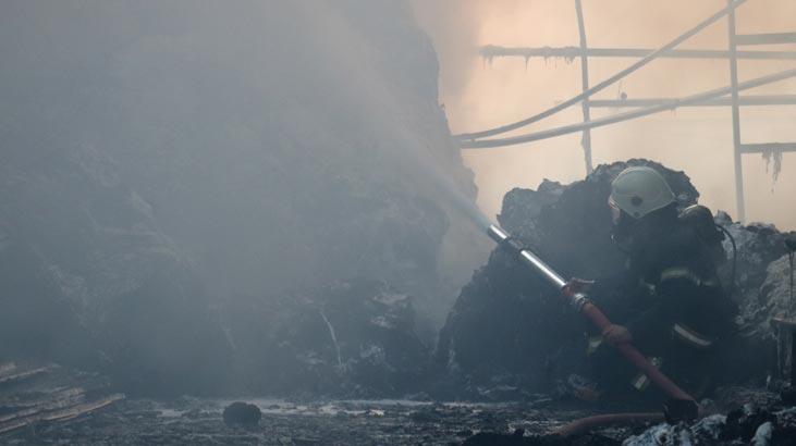 Kahramanmaraş’ta korkutan fabrika yangını!