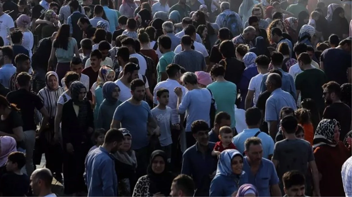 Kamuoyu anketinde çarpıcı sonuç! Vatandaşların yüzde 70'i ekonomi ve hayat pahalılığından dert yandı