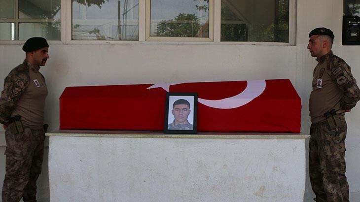 Kanserden ölen özel harekat polisi Adıyaman'da toprağa verildi