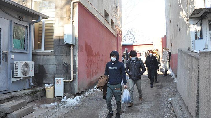 Kars'ta 35 kaçak göçmen yakalandı