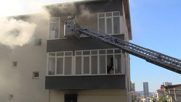 Kartal'da yangında mahsur kalan 6 kişiyi itfaiye kurtardı