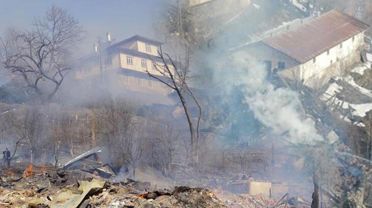 Kastamonu’da bir köy alev alev yandı! 7 ev, 7 ahır, 12 hayvan, 1 traktör ve 1 cami kül oldu