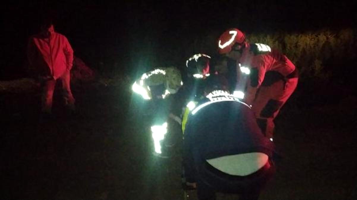 Kayalıklarda dolaşan kadın 20 metre yükseklikten düşerek yaralandı