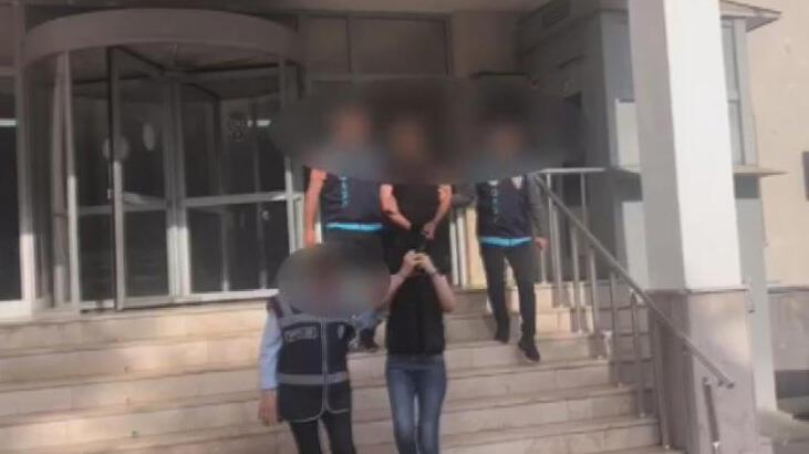 Kız arkadaşını patronu ile yakaladığını iddia ederek iş yerini yağmaladılar