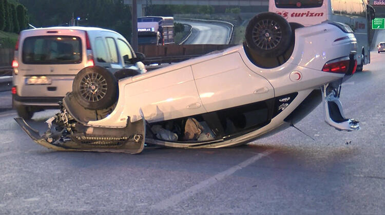 Kız arkadaşla gezintiye çıktı sonu kazayla bitti!