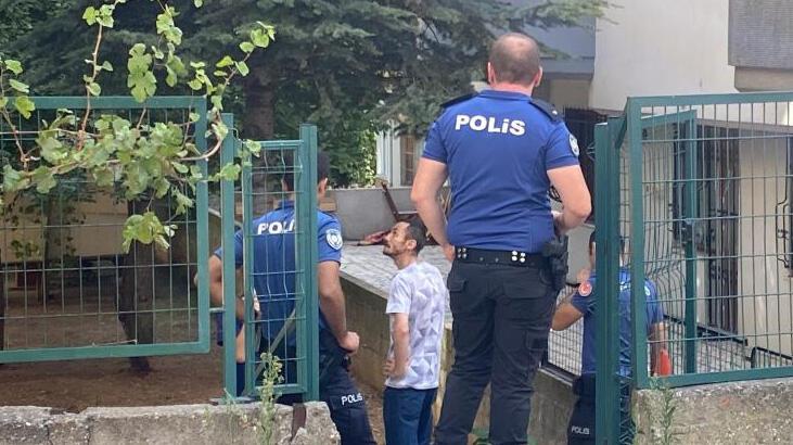 Komşu dehşeti! Kafasında bardak kırdı