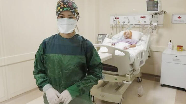 Koronavirüs hastasının hemşirenin eline yazdığı not tüyler ürpertti