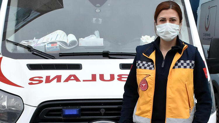 Koronavirüsü yenen paramedik Ebru'dan kurallara uyun çağrısı