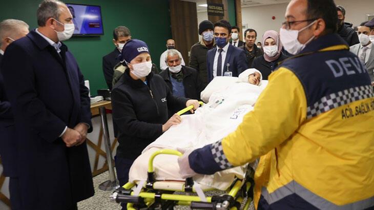 Küçük Asiye'yi Antalya'ya Bakan Gül uğurladı