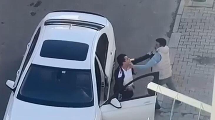 Kuzenler birbirine girdi! Biri silah kabzasıyla vurdu diğeri beton blokla karşılık verdi