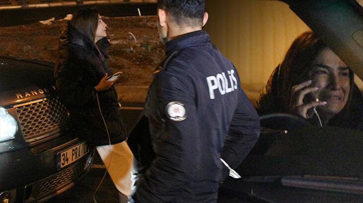Lüks araç elektrik direğine çarptı: 2’si ağır 3 yaralı
