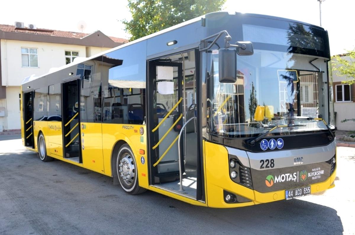 Malatya'da belediye otobüslerinde HES kodu ertelendi