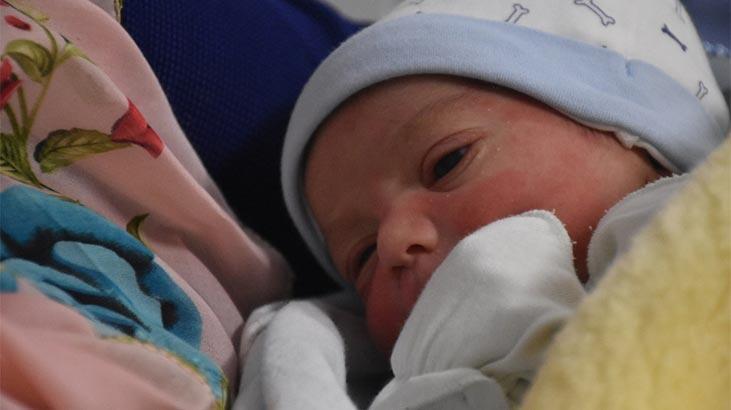 Malatya'da yeni yılın ilk bebekleri 'Furkan' ile 'Zeynep Gül'