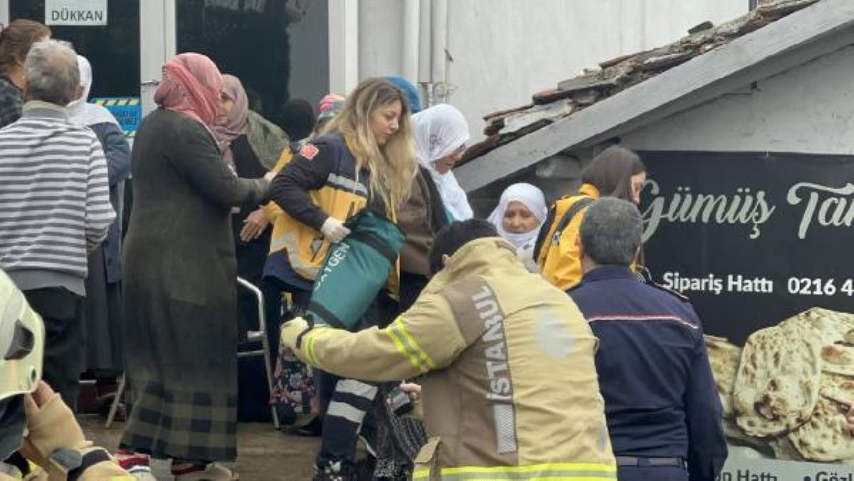 Maltepe'de 3 katlı binanın çatısı alev alev yandı