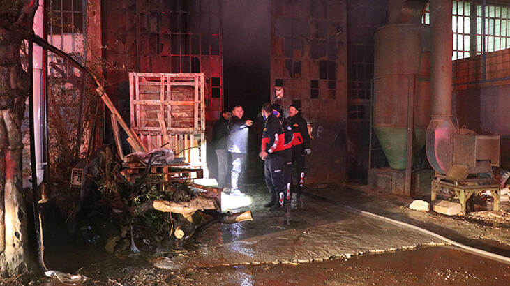 Manisa'da yangın! Ekipler oraya koştu