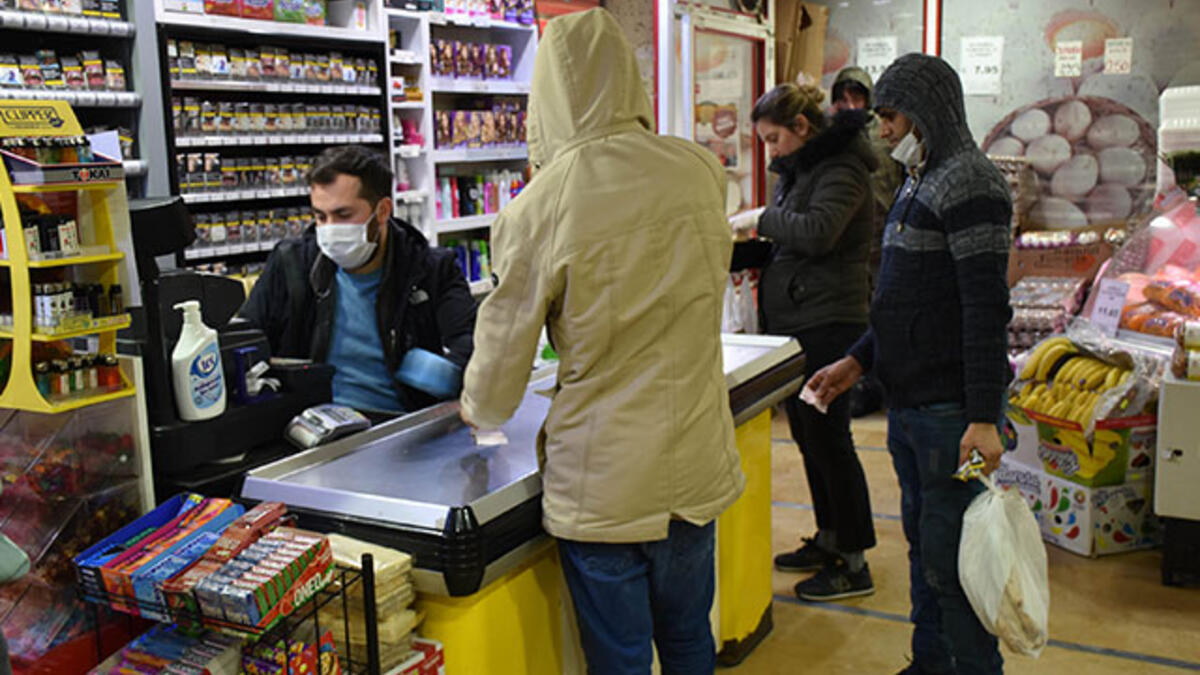 Marketler kaçta açılıyor, kaçta kapanıyor? Hafta içi - hafta sonu sokağa çıkma yasağında marketler kaçta kapanıyor?