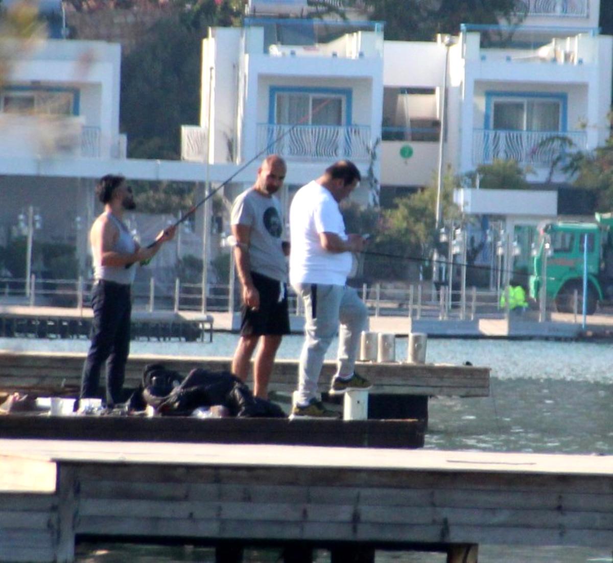 Maske yok mesafe yok, kısıtlamaya uymadılar balık tutmaya çıktılar