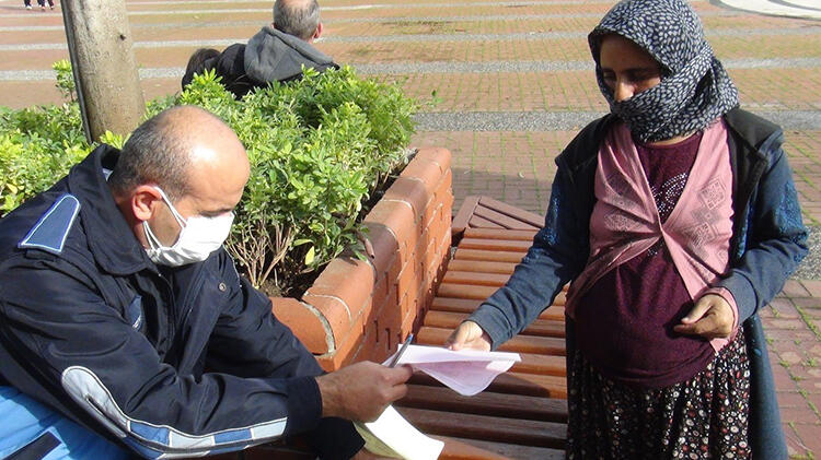 Maskesiz yakalanan hamile dilenci kadın: '50 tane ceza yazıldı ödemedim, ödemem'