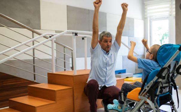 MEB 6132 sözleşmeli personel alımı başvurusu nasıl yapılır? Fizyoterapist ve aşçı-aşçı yardımcısı başvuru şartları neler?