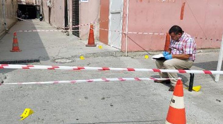 Mersin'de hastane bahçesinde silahlı kavga: 2 yaralı