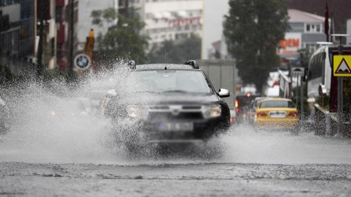 Meteoroloji Uzmanı Orhan Şen perşembe gecesine işaret etti: İstanbul'da sel uyarısı