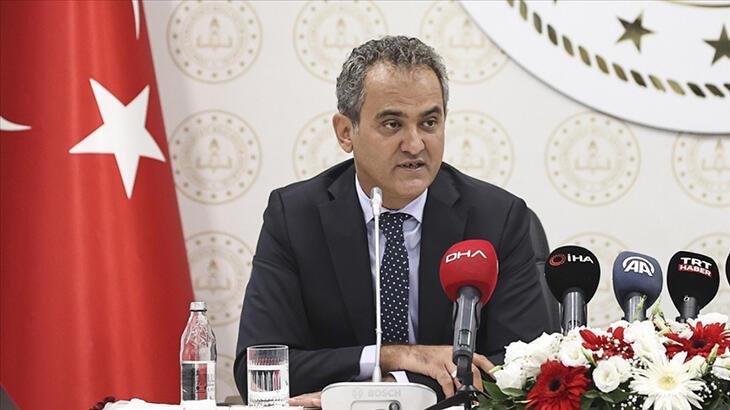 Milli Eğitim Bakanı Mahmut Özer'den yüz yüze eğitim sürecine ilişkin açıklama
