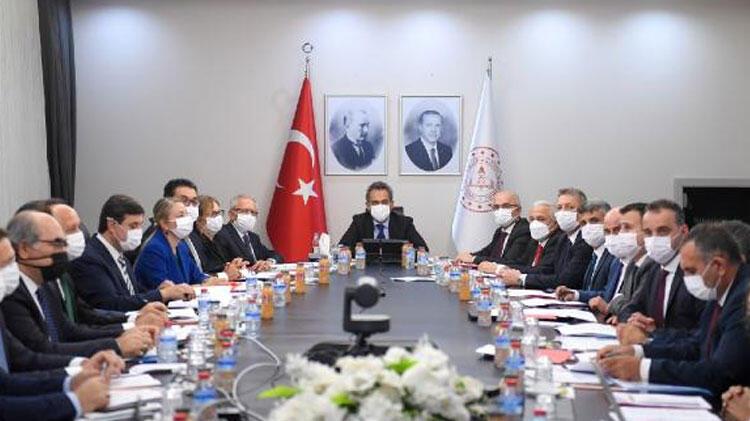 Milli Eğitim Bakanı Özer'den yüz yüze eğitim açıklaması