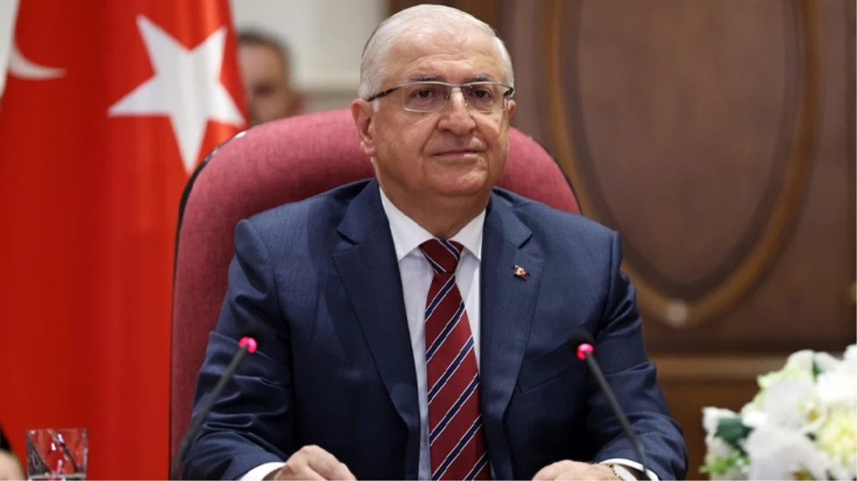 Milli Savunma Bakanı Güler'in devir teslim törenindeki 