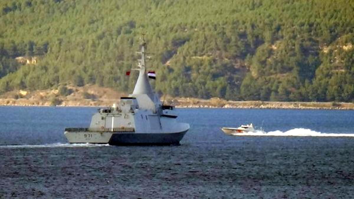 Mısır savaş gemileri, Çanakkale Boğazı'ndan geçti