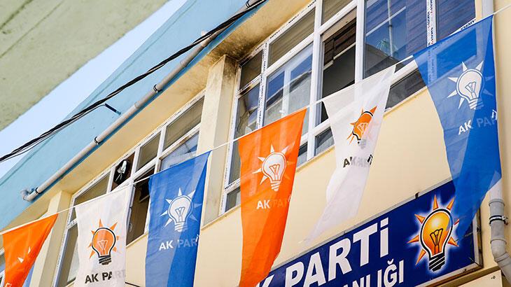 Molotofkokteylli saldırının yapıldığı AK Parti Hani İlçe  Başkanlığındaki hasar görüntülendi