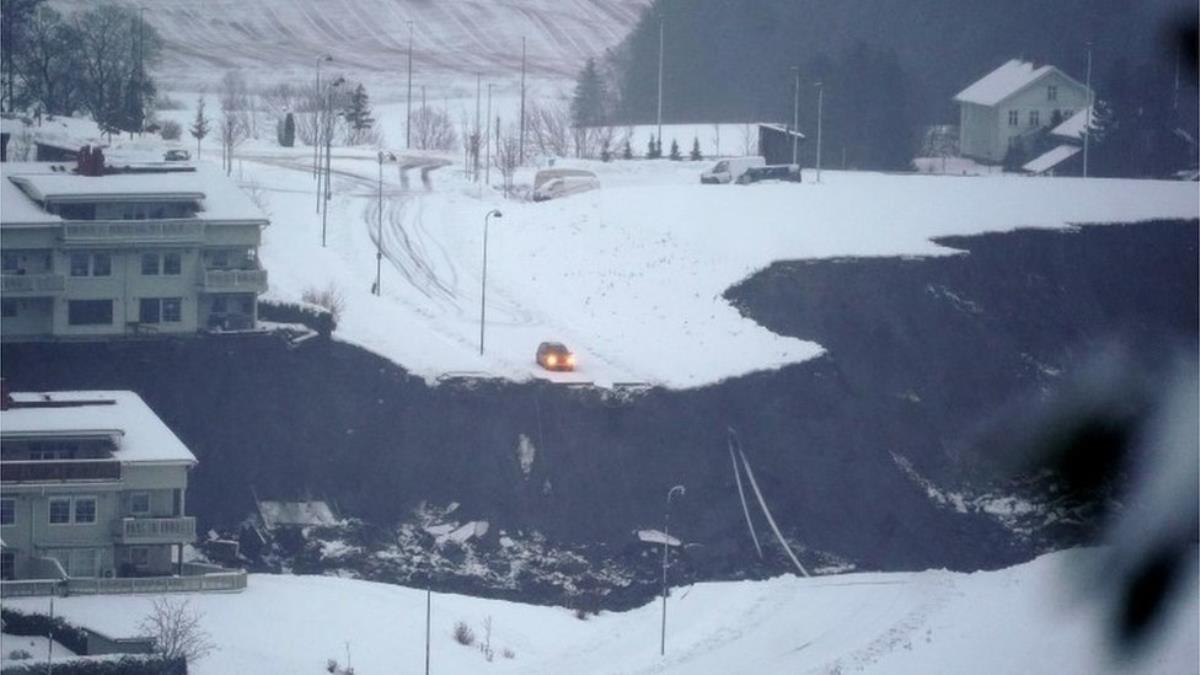 Norveç'te heyelan yüzünden 10 kişi yaralandı, 21 kişiden haber alınamıyor
