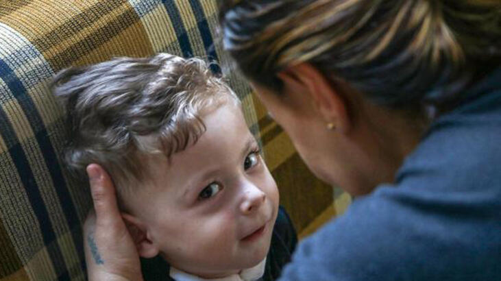 Oğlu kilo almasın diye yemek yedirmeye korkuyor