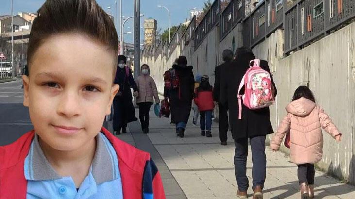 Okul yolunda feci kaza! Çocuk öldü, anne yoğun bakımda