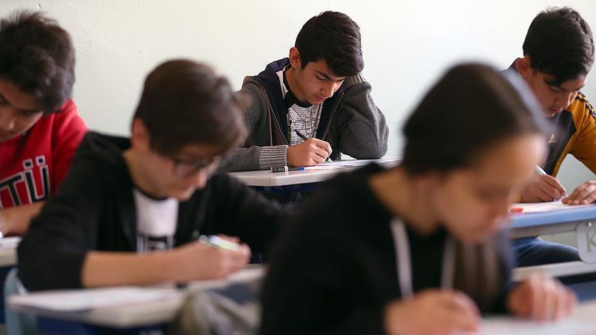 Okullar ne zaman kapanıyor 2021-2022? Ara tatil hangi tarihte başlıyor? İşte, MEB takvimi