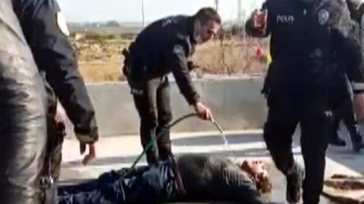 Önce çocuklarının evini, ardından kendisini yaktı