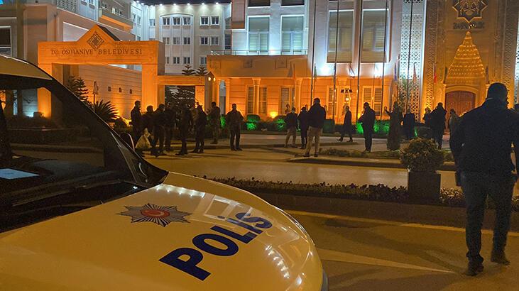 Osmaniye Belediye Başkanlığı binasına silahlı saldırı