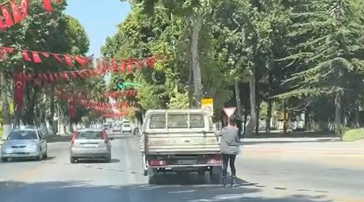 Patenli gencin tehlikeli yolculuğu kamerada
