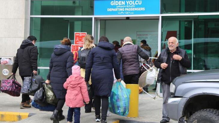 PCR testi kalktı, Sarp Sınır Kapısı'nda hareketlilik başladı