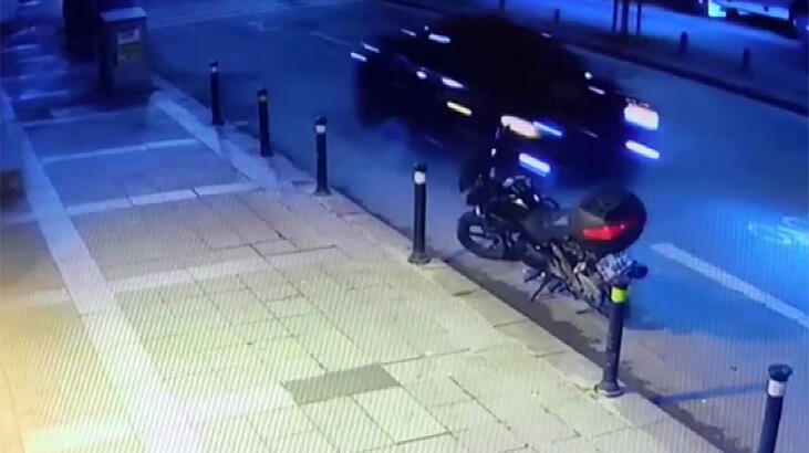 Polis uygulamasını gördü, son sürat geri geri kaçtı!