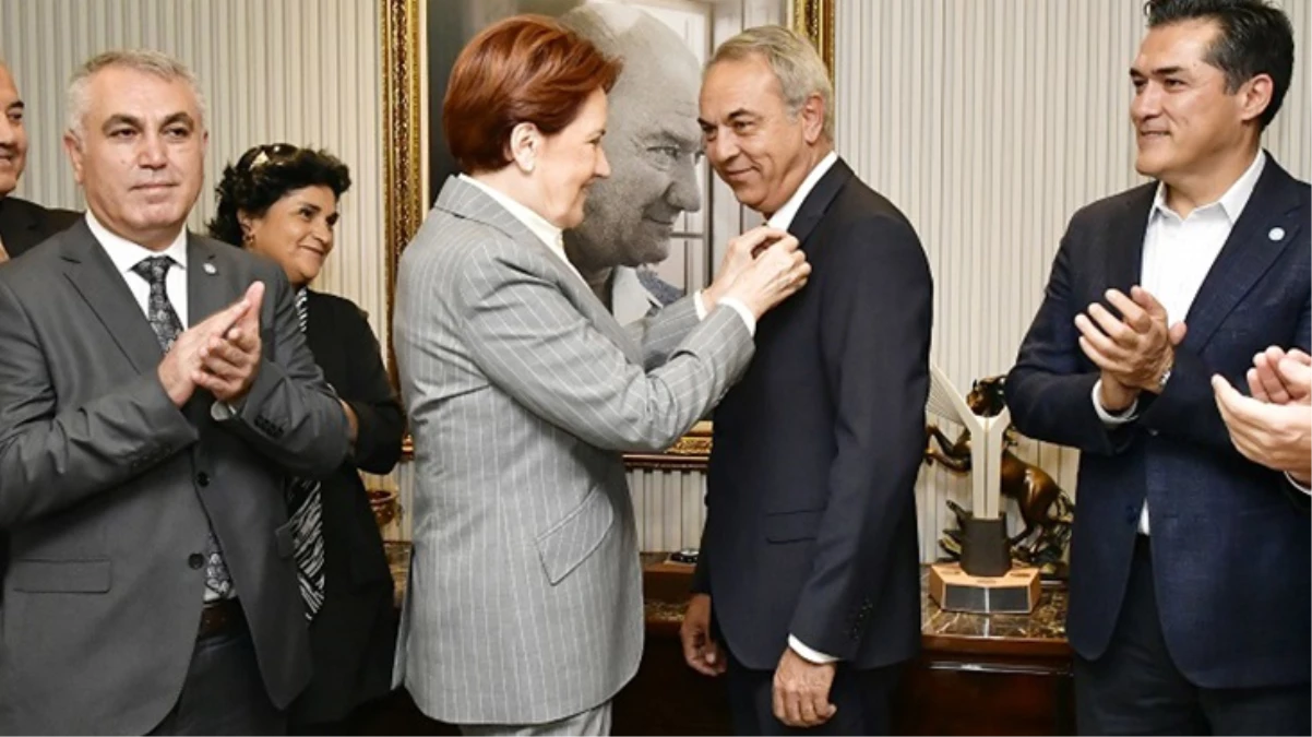 Rozetini Meral Akşener taktı! İYİ Parti'nin Kahramanmaraş Büyükşehir Belediye Başkanlığı için adayı Mesut Dedeoğlu oldu
