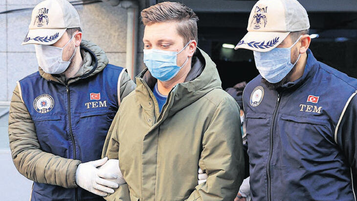 Rus gazeteciler serbest bırakıldı