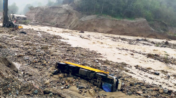 Sağanak  Karadeniz’i vurdu