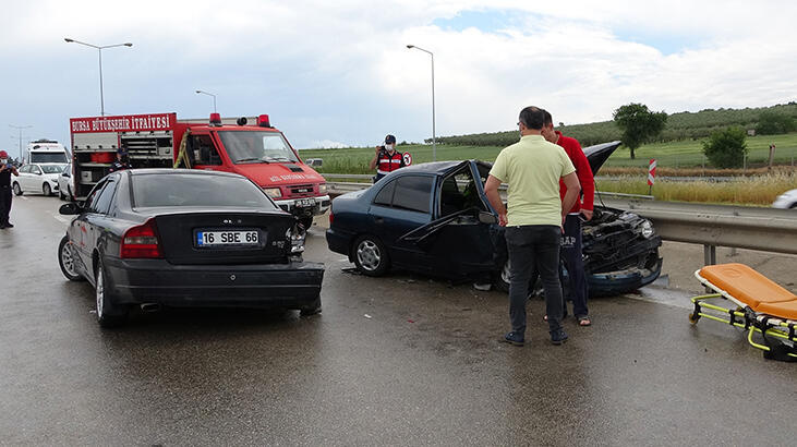 Sağanak kazaya neden oldu: 7 yaralı