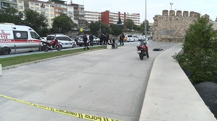 Samatya Sahili'ndeki kayalıklarda ceset bulundu