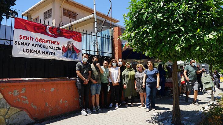 Şehit öğretmen Şenay Aybüke Yalçın mezun olduğu lisede anıldı