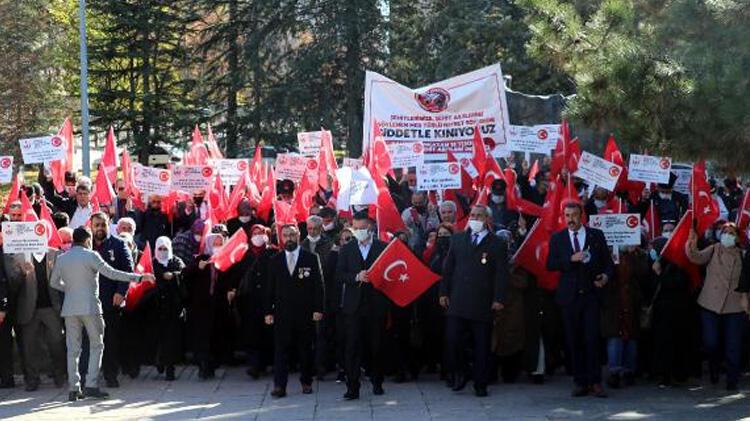 Şehit yakınları ve gazilerden TBMM önünde İYİ Parti'li Türkkan'a tepki